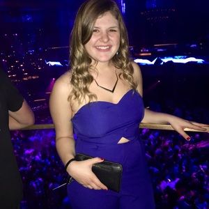 Meet your Posher, Victoria